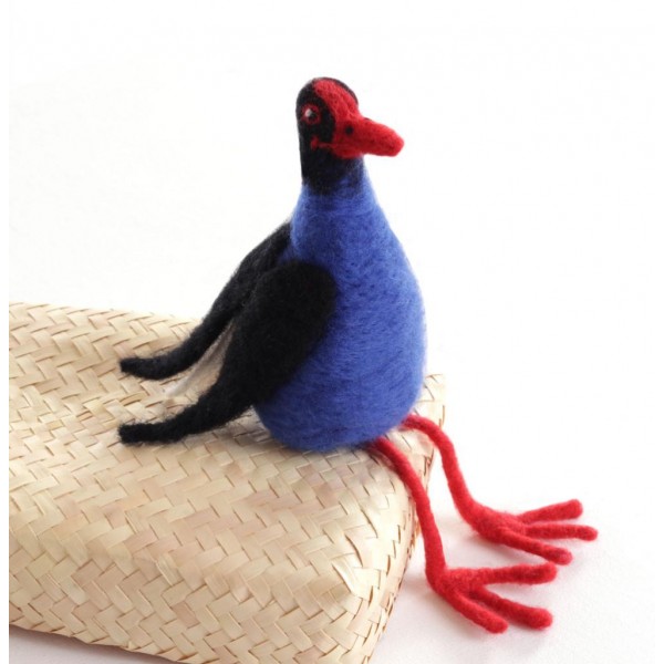 Ashford Needle Felting Kit Pukeko (incl. step-by-step instructions, a felting needle, fibre, & needle felting foam)